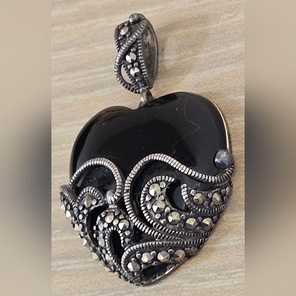 Onyx & Marcasite 3D Heart 925 Sterling Silver Pendant $245 - Picture 4 of 14